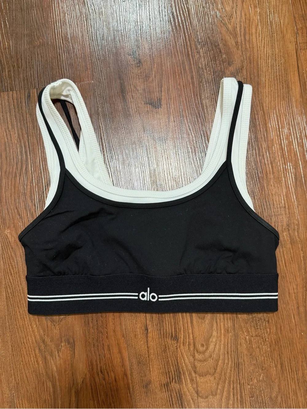 Alo Airbrush Better Together Bra Black and White